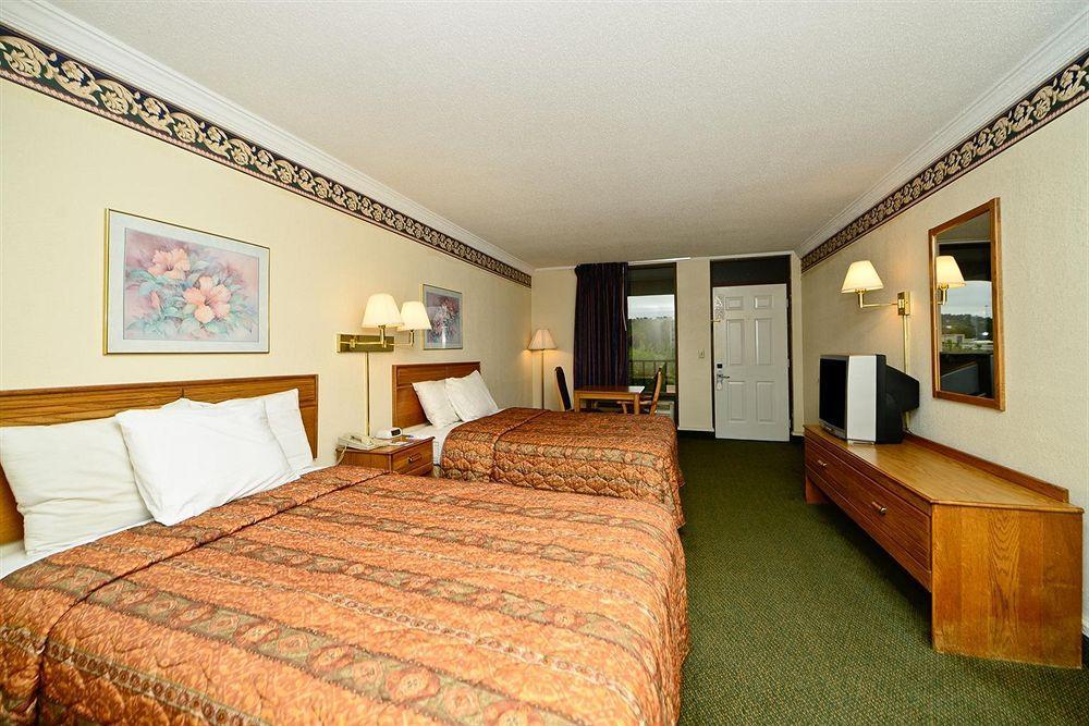 Americas Best Value Inn - 서머셋 외부 사진